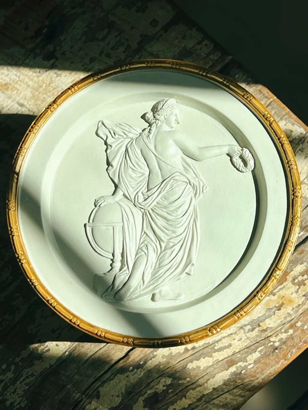 NEW Modern Alchemy Santal Amber Bougie Parfumee 15.1 OZ Candle Decorative Lid